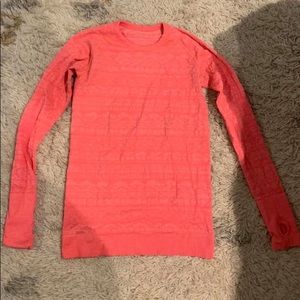 Long sleeve lululemon shirt